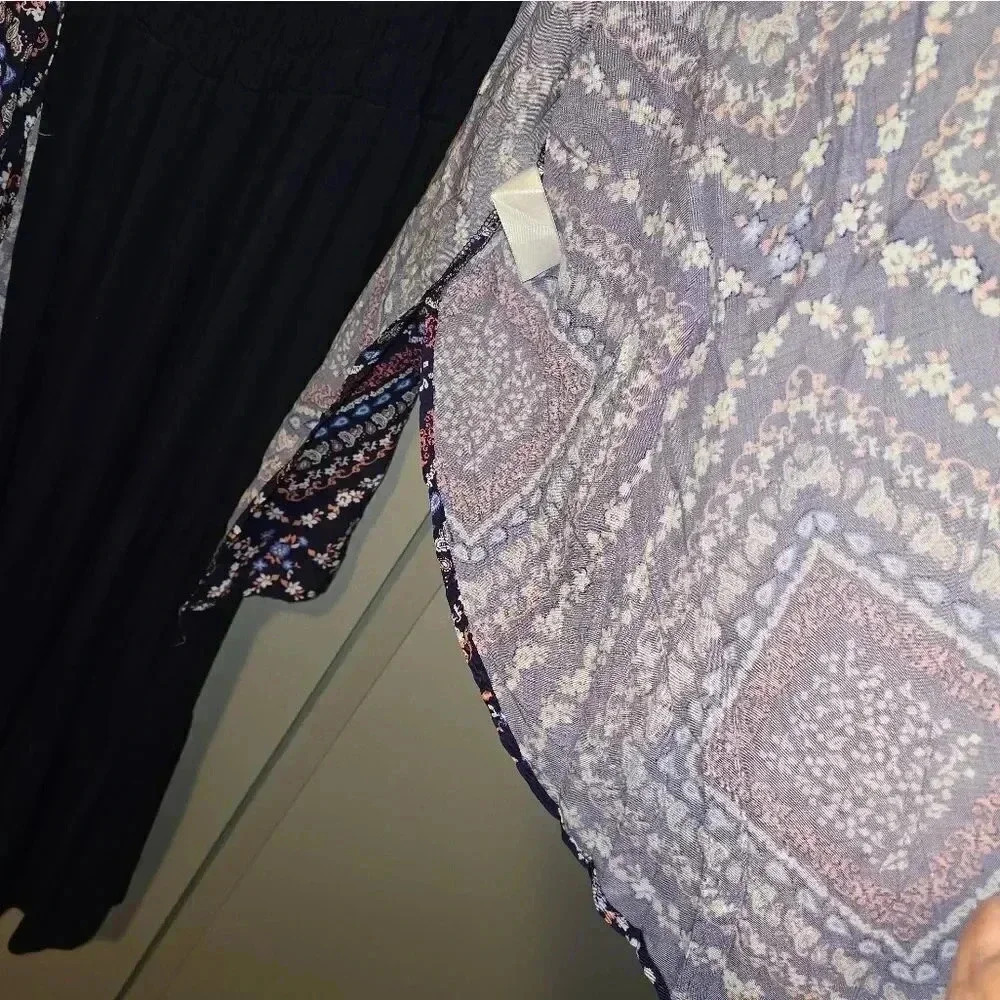 Haptics Kimono Sleeve Floral Print Flowy Cover-up Women's Plus Size 2X 3X - Picture 8 of 11